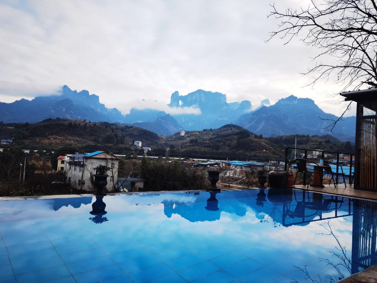 Tujia Folk Houses Zhangjiajie Zewnętrze zdjęcie